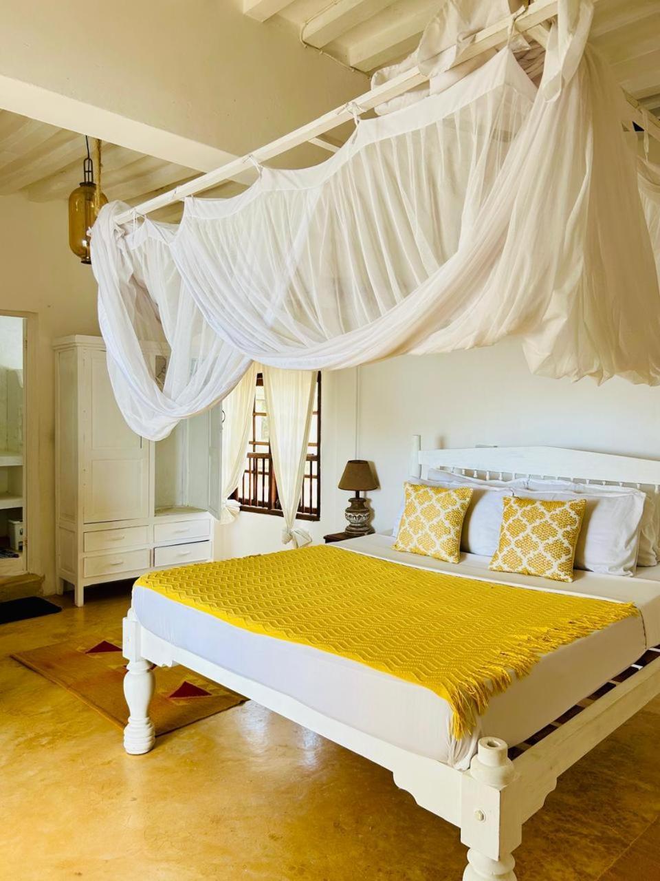 Shela Bahari Bed & Breakfast Exterior photo